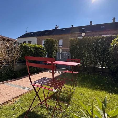 Casa de Férias La Musardière, Charmante Maison à 200m Du Quai