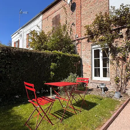 Feriehus La Musardiere, Charmante Maison A 200m Du Quai *